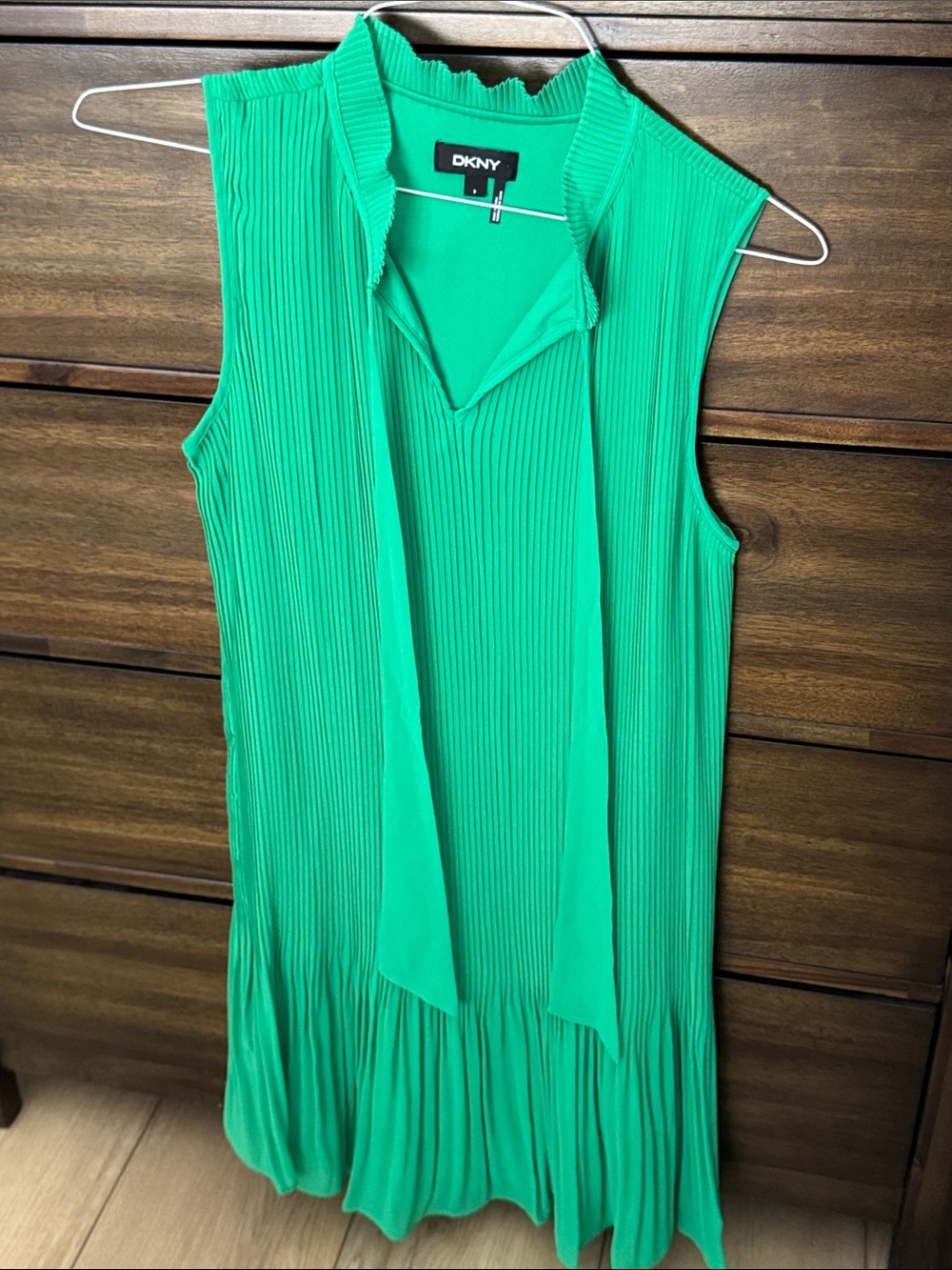 DKNY Sleeveless Bright Green Pleated Tie-Neck Dress